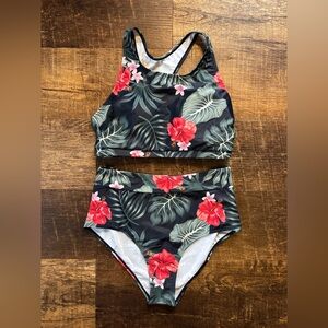 NWOT Size Medium Tropical Floral Women's Bikini Set